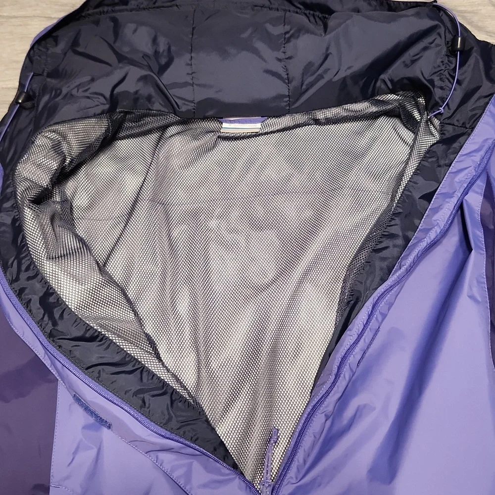 Columbia rain coat - Picture 6 of 6
